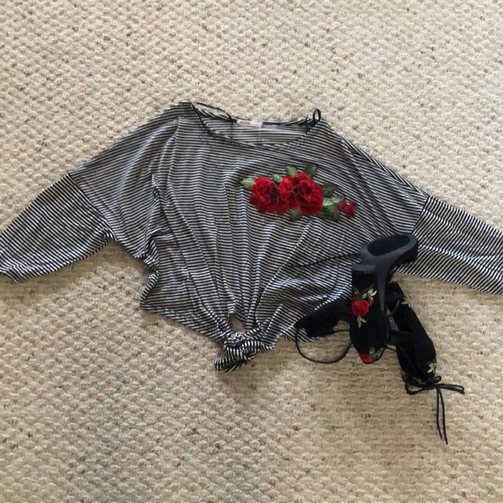 Red floral striped crop top